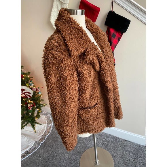 Divided brown teddy coat, size M - Picture 3 of 12